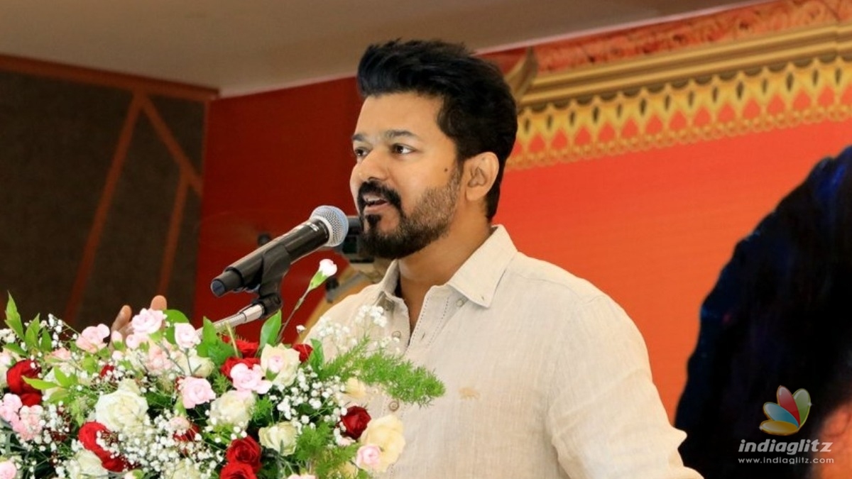 Thalapathy Vijay recites Dhanushâs dialogue in the Studentsâ felicitation - Excerpts from his speech