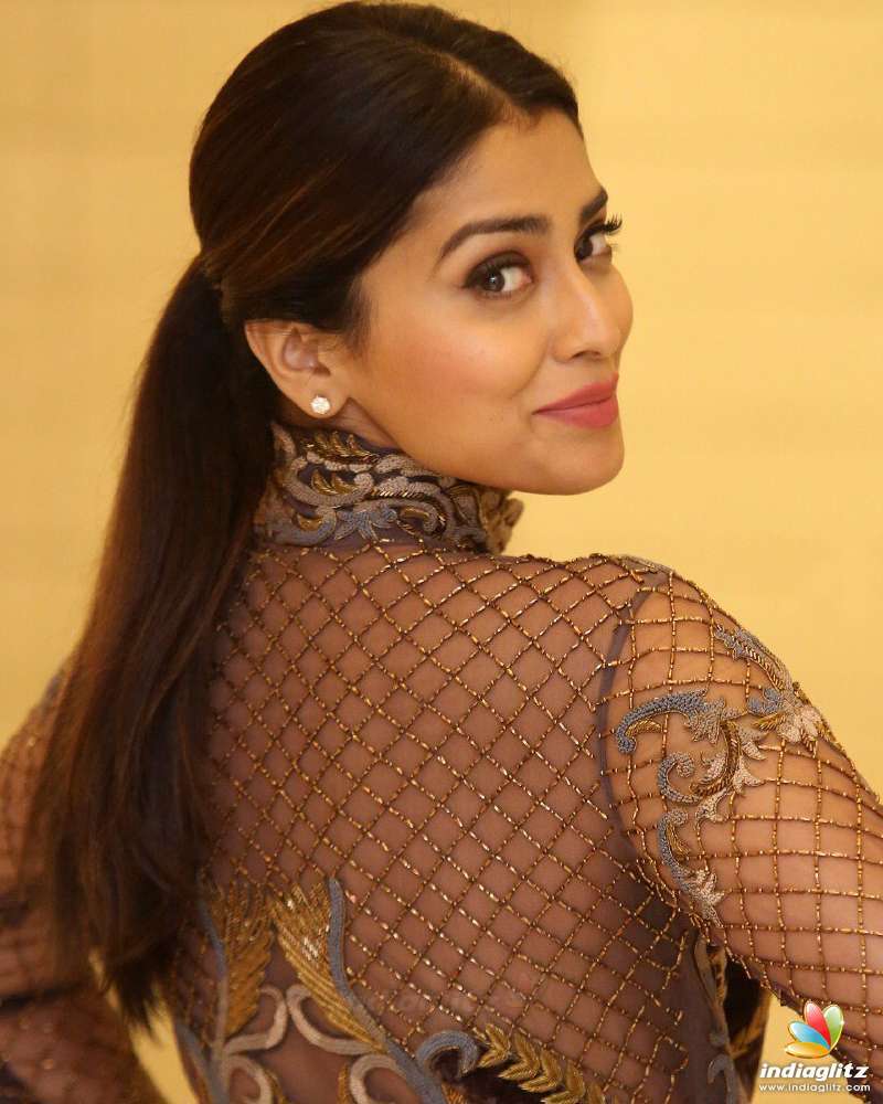 [Image: shriyasaran061018_3.jpg]