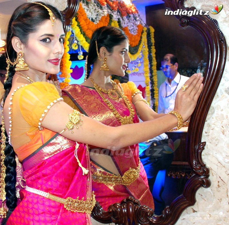 Actress Launches Bridal Jewellery Collection & Concept Jewellery Collection At Manepally