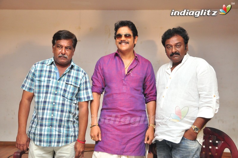 'Akhil' Press Meet