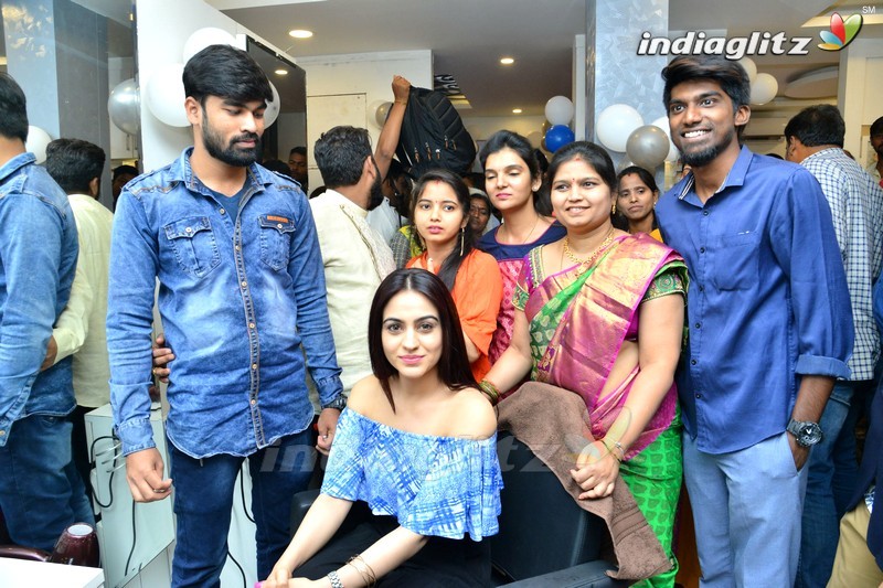 Aksha Launches Studio 11 Salon