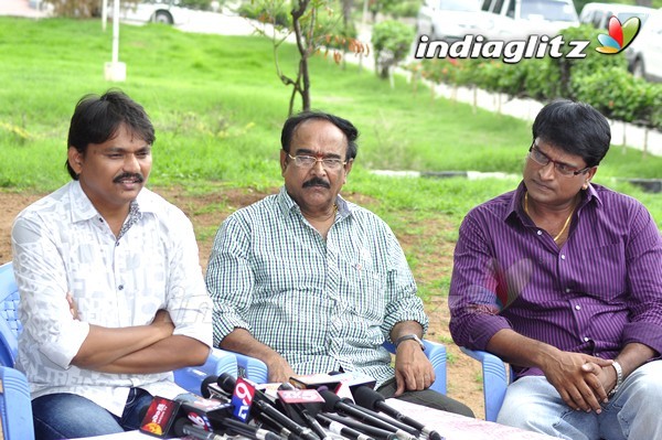 'Aakasamlo Sagam' Press Meet