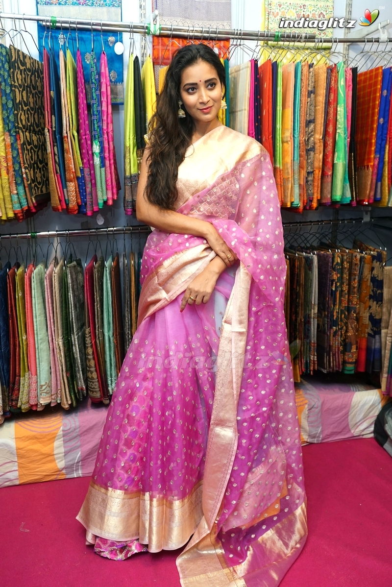Actress Bhanu Sree Inaugurates Trendz Vivah Expo at Taj Krishna