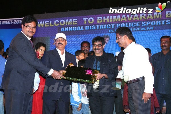 'Bheemavaram Bullodu' Platinum Disc