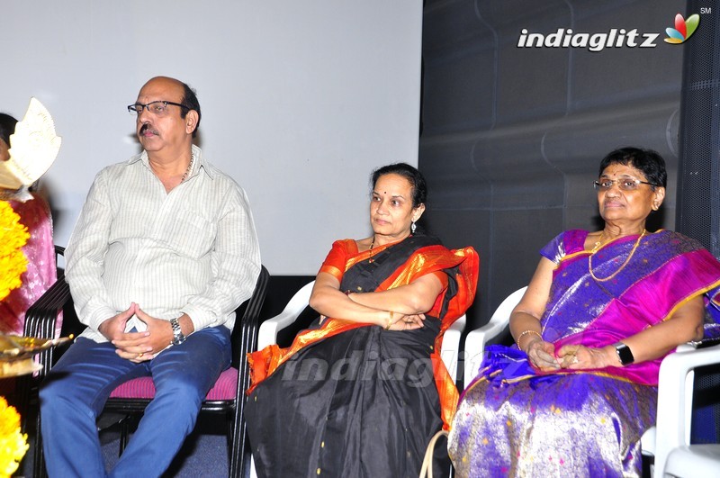 'Bichagadu' Success Meet