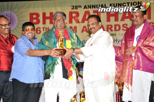 Bharata Muni Awards Presented