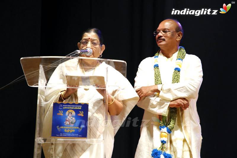 Brahmanandam Felicitated with Guru Shri Award