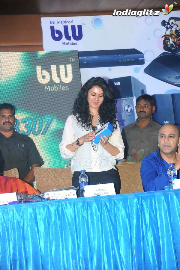 Baba Sehgal & Kamna Launches BLU Mobiles