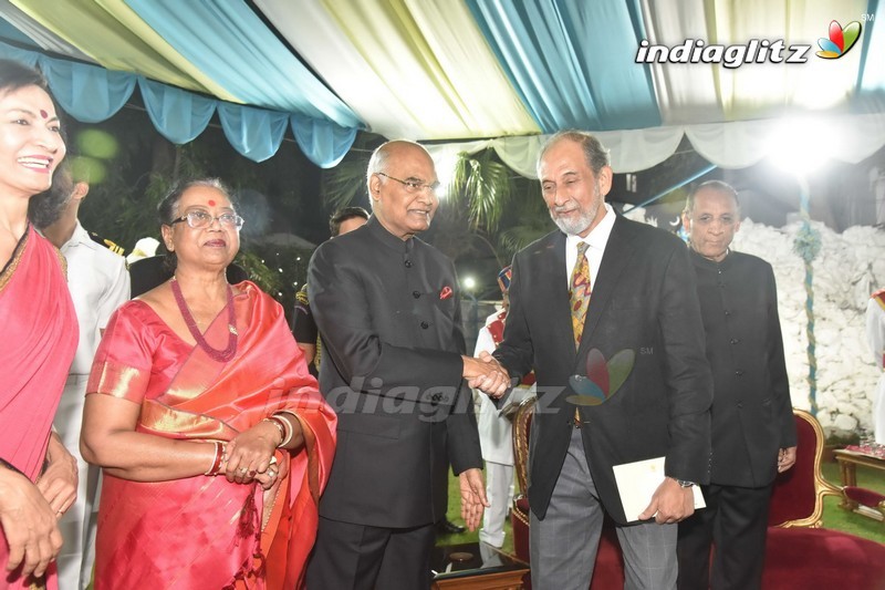 Chiranjeevi, Pawan Kalyan, Rana & Celebs Meet President