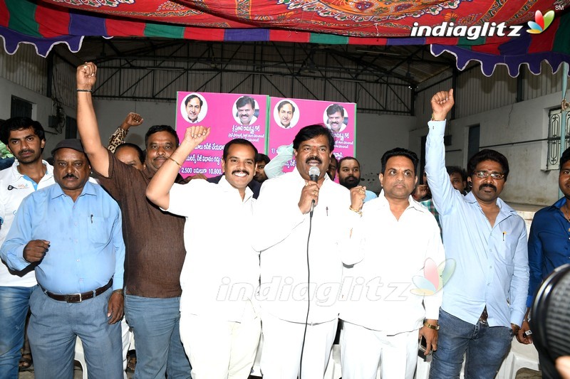 Dharna @ Film Chamber goes on