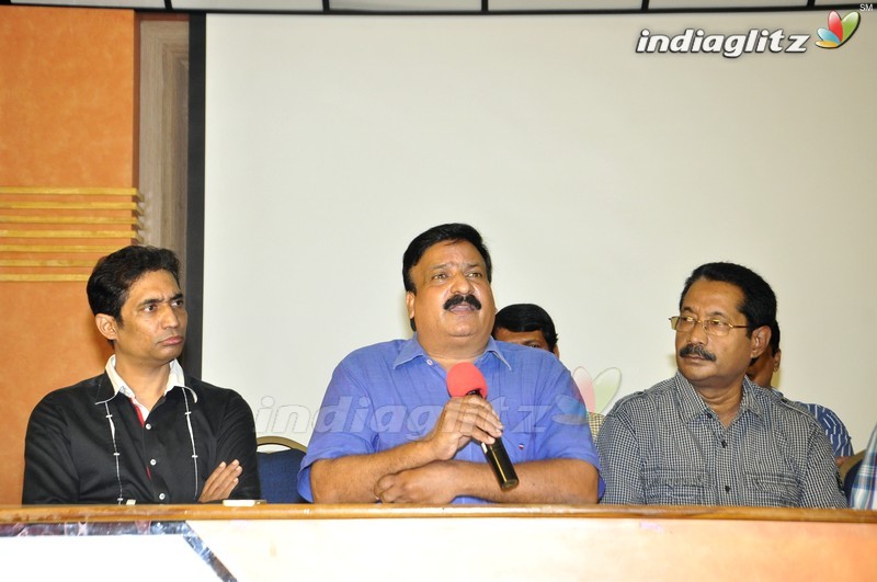 Distributors Deny Attacking Puri Jagannadh