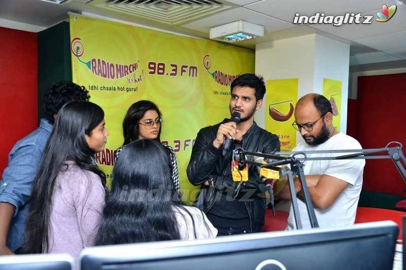 'Ekkadiki Pothavu Chinnavada' Team @ Radio Mirchi