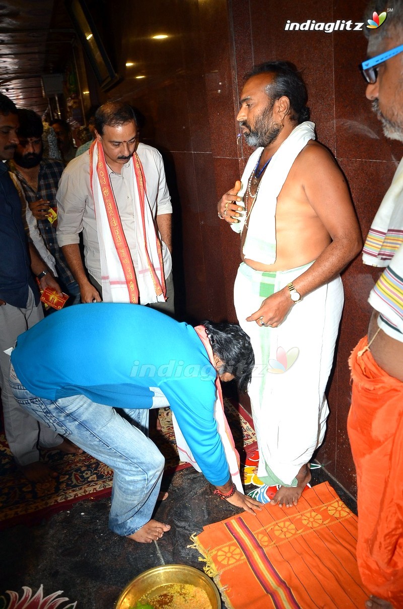 'Gaddalakonda Ganesh' Team @ Durga Temple, Vijayawada