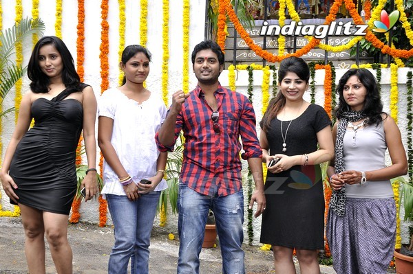 'Hyderabad to Vizag' Movie Launched