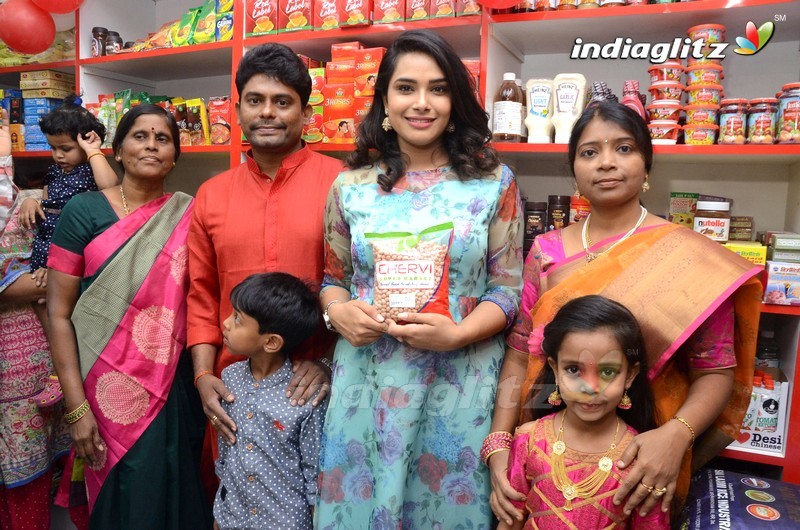 Hari Teja Launches Chervi Stores At Nizampet