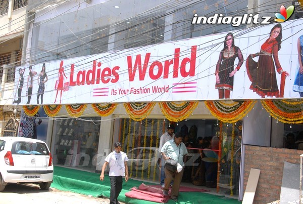 Jinal Pandya Launches Ladies World