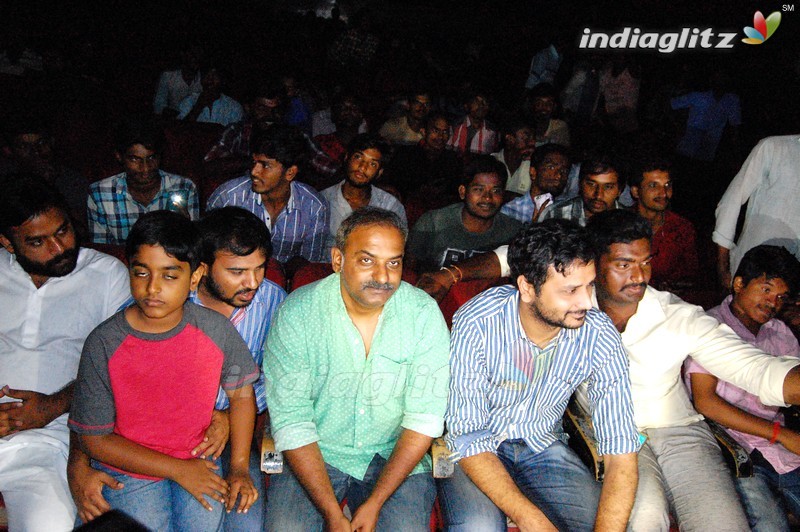 'Jyo Achyutananda'  Team Visited Tirupathi Theaters