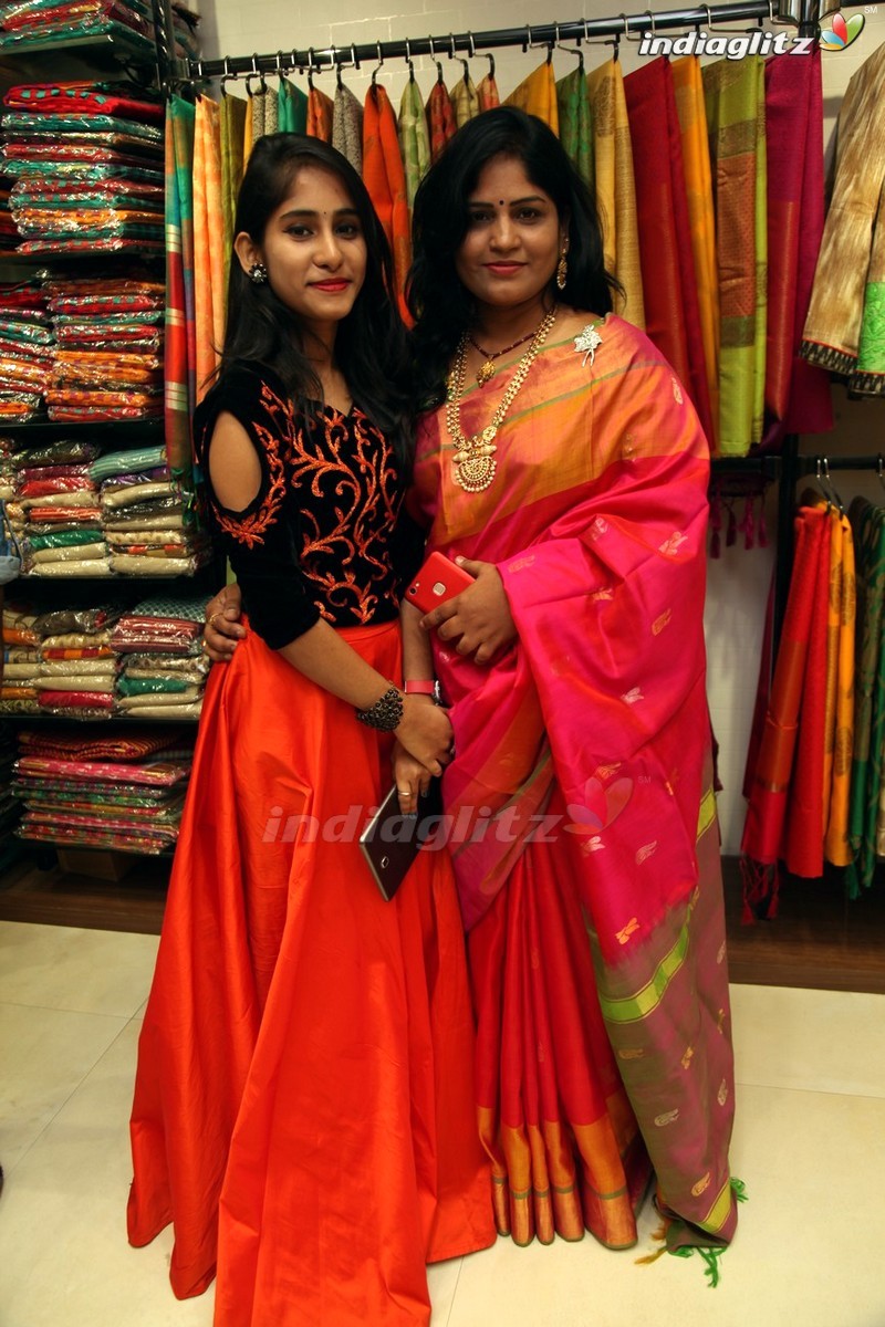 Events - Catherine, Mahreen Launches KLM Fashion Mall @ Vizag Movie ...