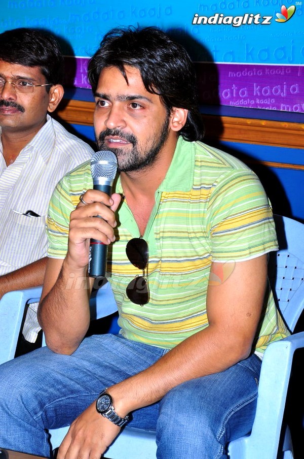 'Madatha Kaaja' Success Meet