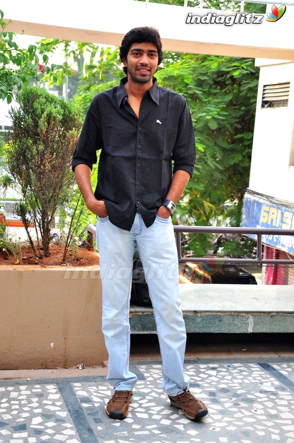 'Madatha Kaaja' Success Meet