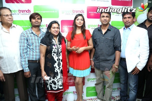 Madhu Shalini Launches Green Trends