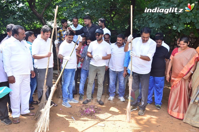 Mahanubhavudu Team Particpates Swachh Bharat at Srinagar Colony