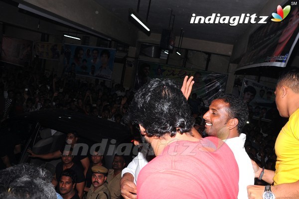 Prabhas Watches 'Mirchi' With Fans