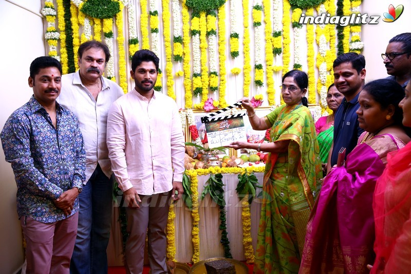 Allu Arjun's 'Naa Peru Surya Naa Illu India' Movie Launch