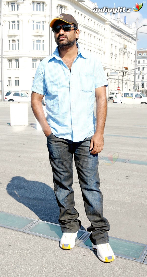 'Namo Venkatesa' On Location