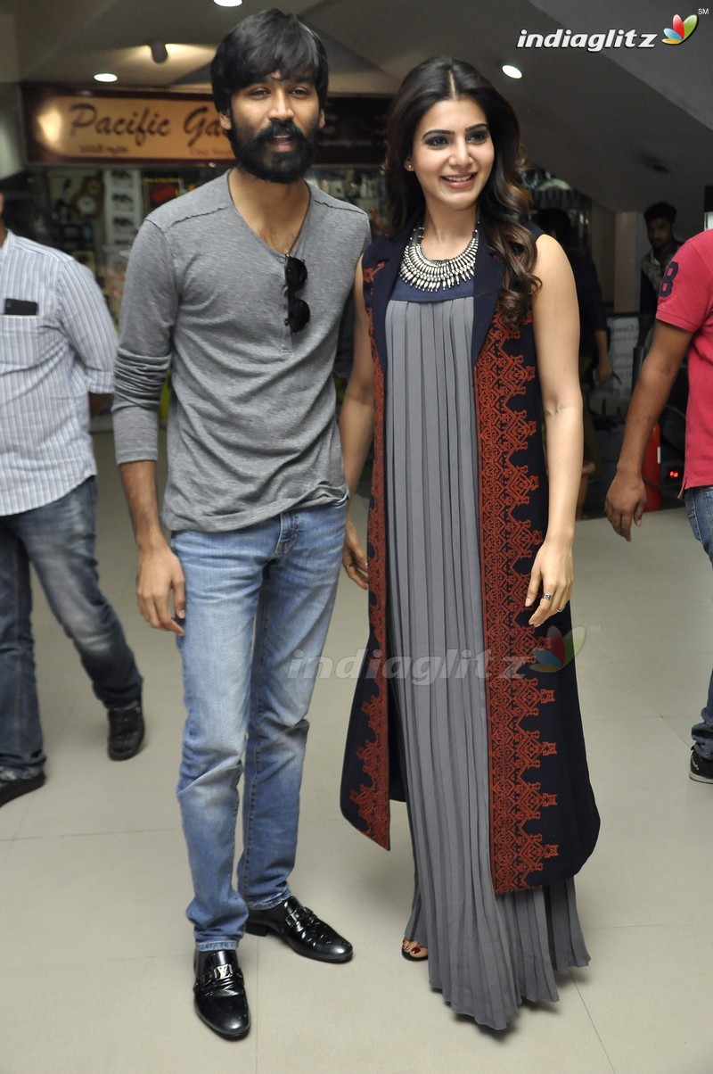 'Nava Manmadhudu' Press Meet