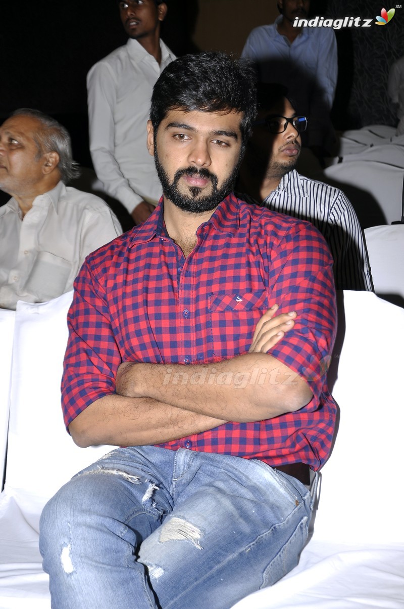 'Nava Manmadhudu' Press Meet