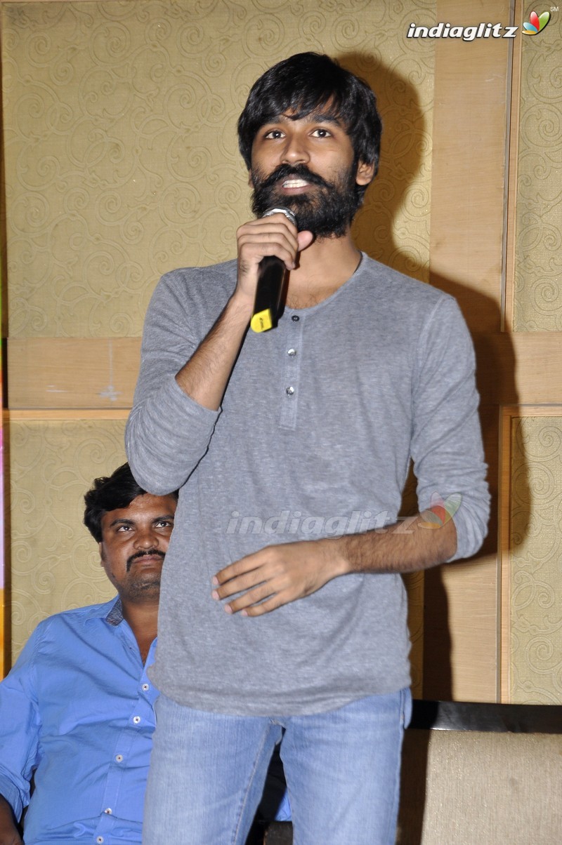 'Nava Manmadhudu' Press Meet