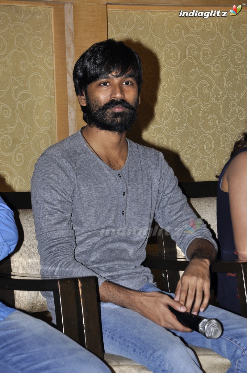 'Nava Manmadhudu' Press Meet