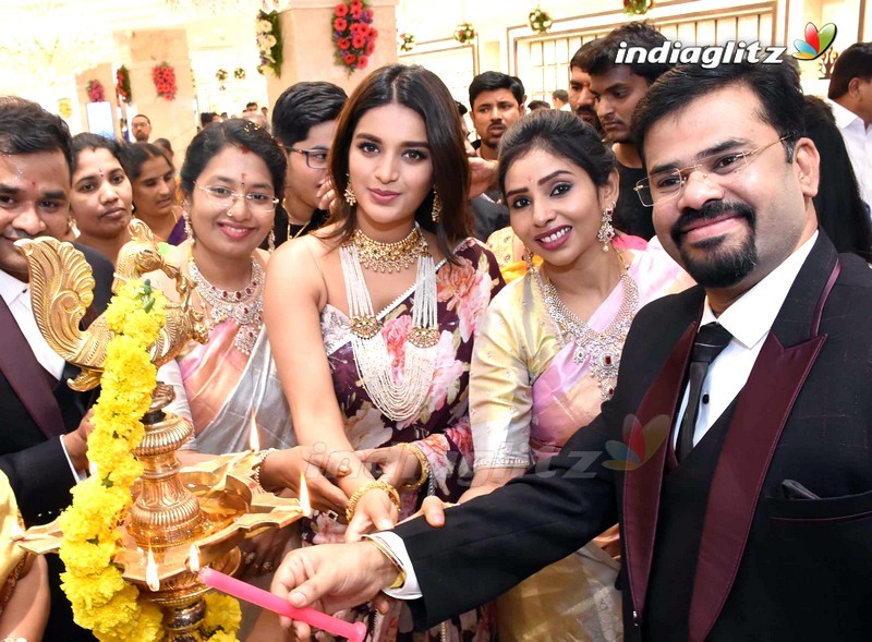 Niddhi Agerwal Launches Manepally Jewellers 4th Branch at Dilsukhnagar