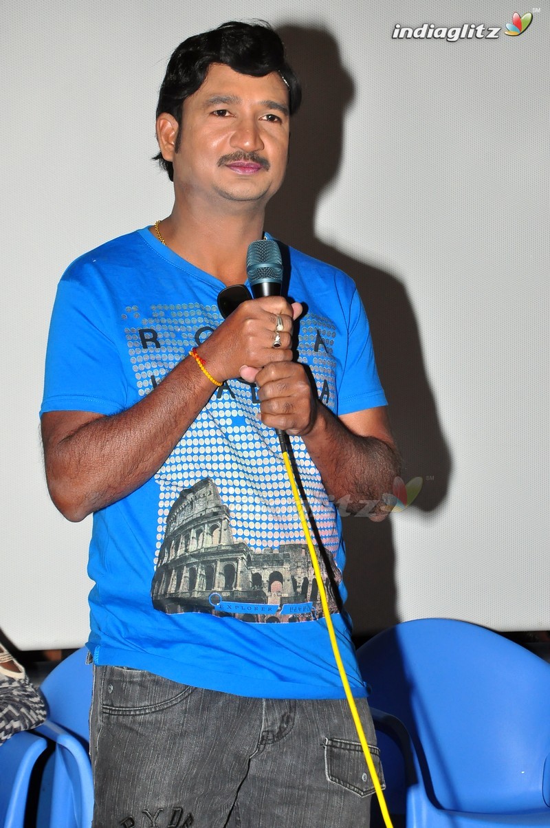 'No 1 Hero Rajendra' Press Meet