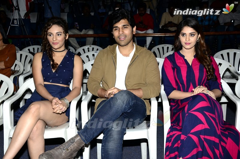 'Okka Kshanam' Teaser Launch