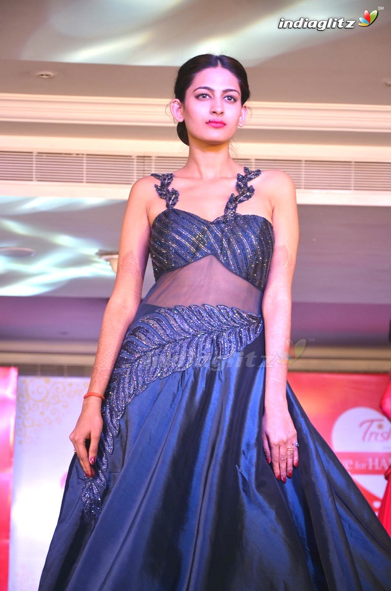 Events - Celebs At Amrita Mishra's 'Love For Handloom' Collection ...