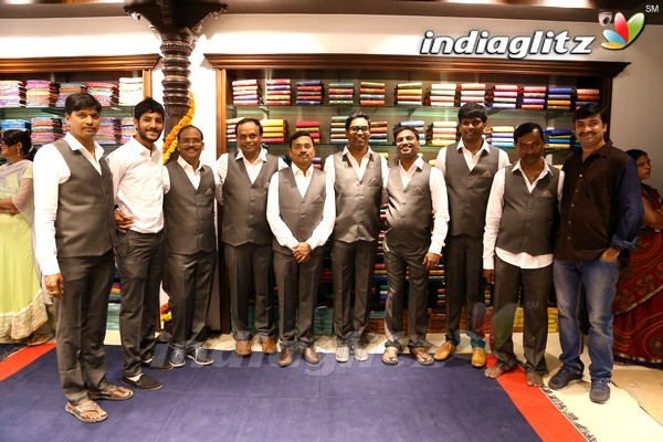 Raashi Khanna launches Kasam Pullaiah Cloth Showroom In Warangal