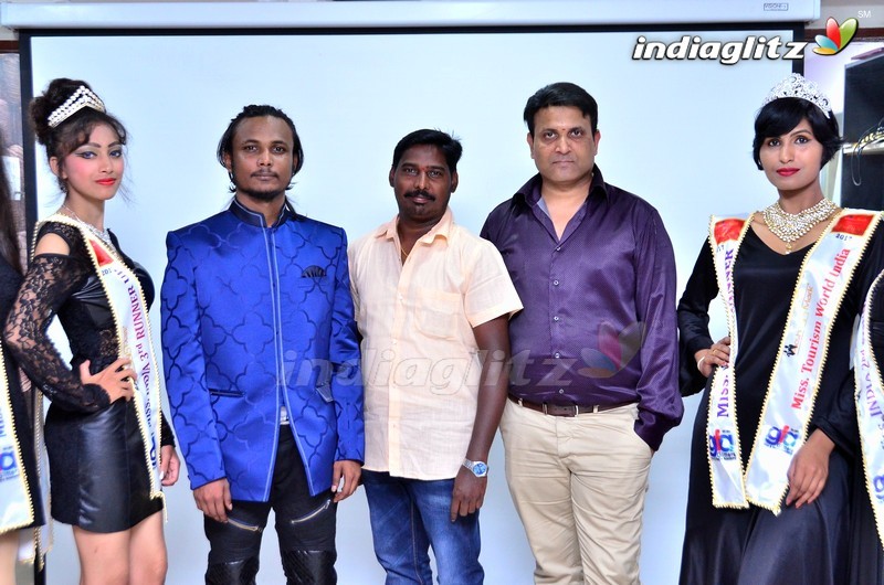 Reliance Jewels Mr & Miss India Winners Press Meet