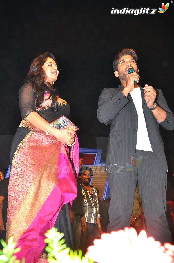 'Rudramadevi' songs launch in Warangal