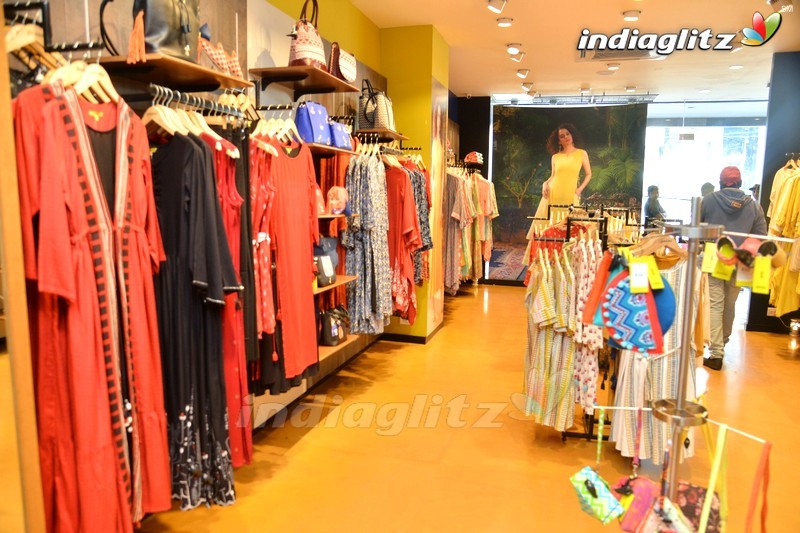 Samantha Launches AND Store @ Banjara Hills