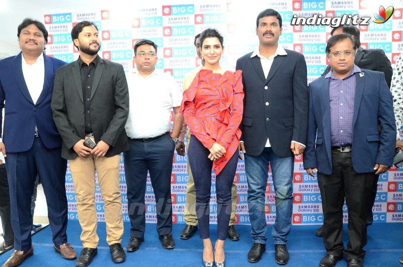 Samantha Launches Samsung Galaxy S10+ @ BigC