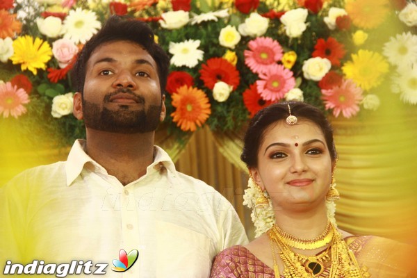 Actress Saranya Mohan marriage EXCLUSIVE STILLS