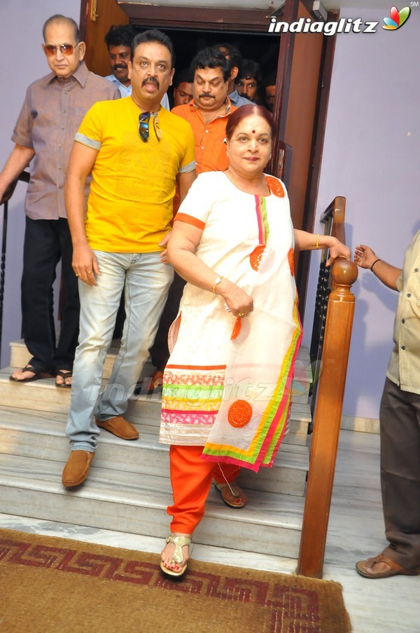 Krishna Watches 'Srimanthudu' With Family