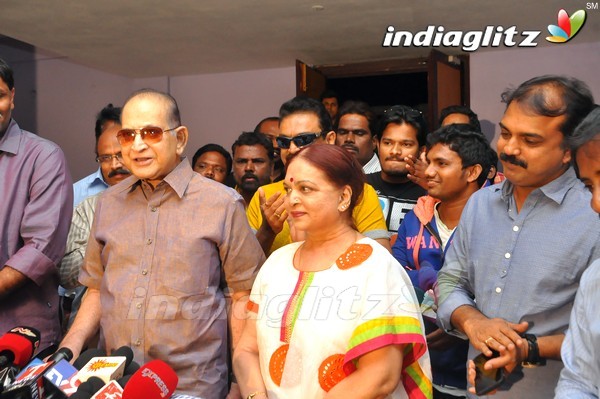 Krishna Watches 'Srimanthudu' With Family