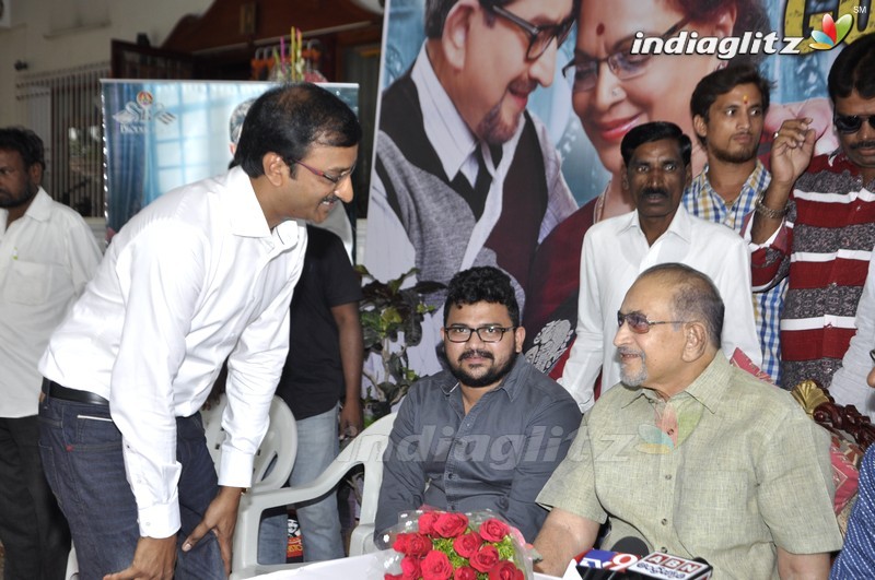 'Sri Sri' Success Meet