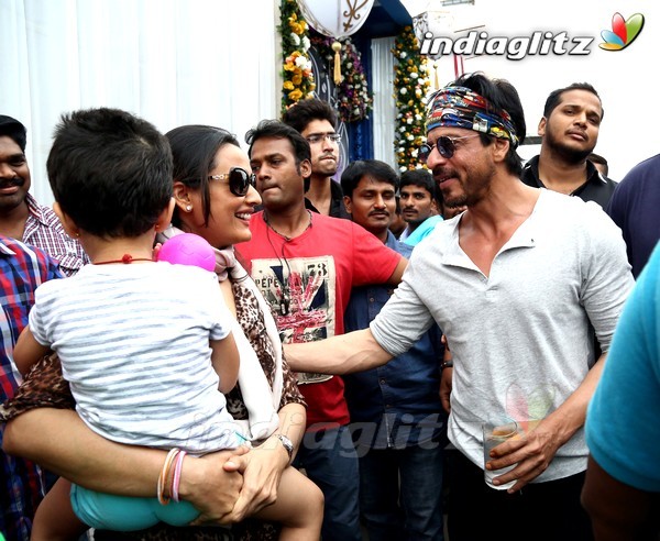 Shah Rukh Khan With Mahesh Babu @ RFC