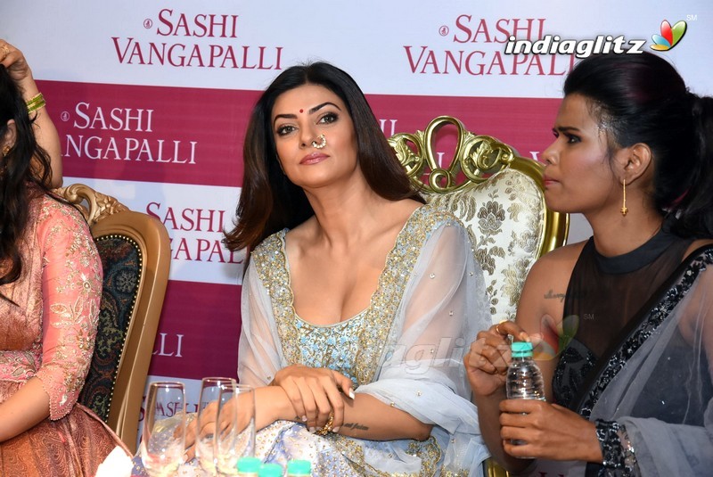 Sushmita Sen Launches Designer Sashi Vangapalli Boutique at Banjara Hills