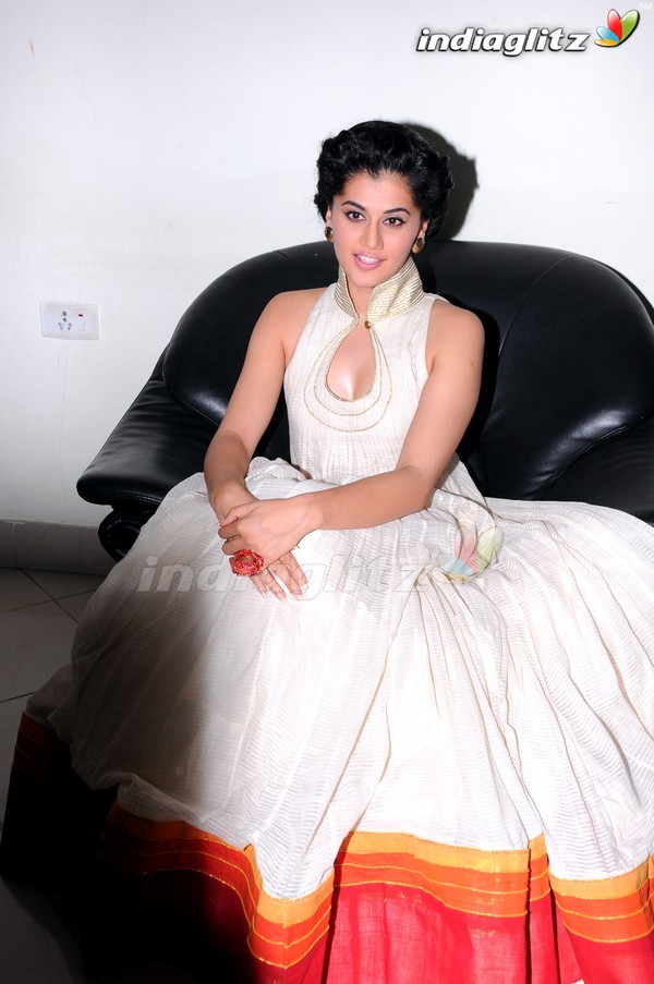 Taapsee @ Shadow Audio Release