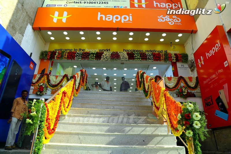 Tamannaah launches happi Mobiles Store @ Kurnool